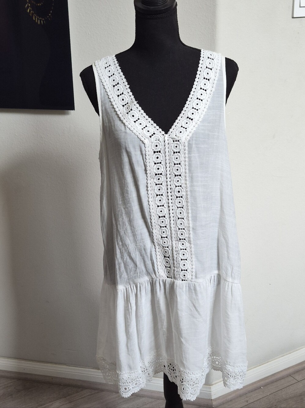 Cupshe Women's White Crochet V-Neck Sleeveless Tunic Swimsuit Cover-Up Sz Small